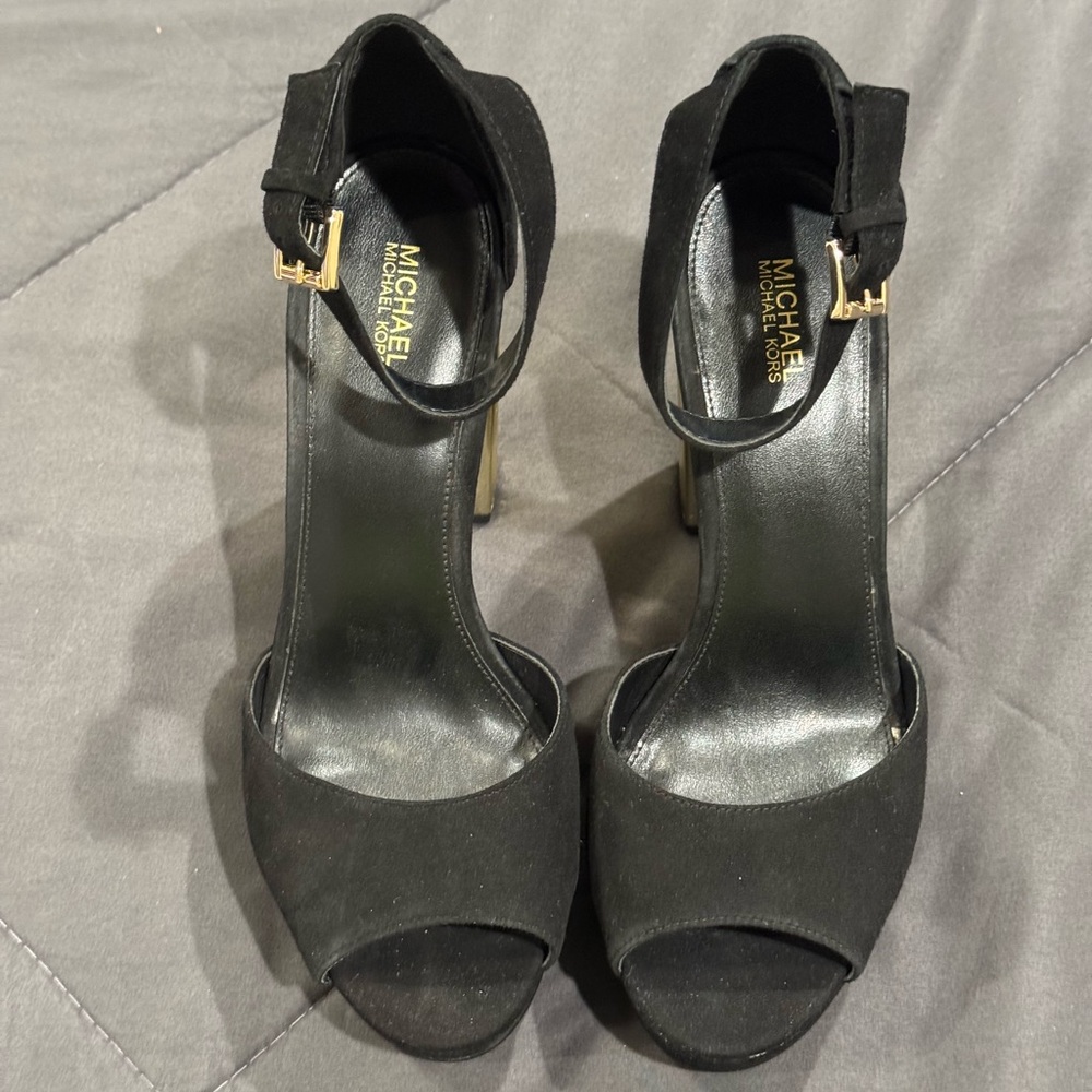 Michael Michael Kors Black and Gold Platform Heels sz 9.5 - Picture 2 of 5